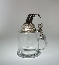 W-516-1G Пивная кружка с рожками серны с гравировкой