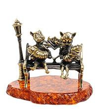 AM-1485 Фигурка "Коты большая семья" (латунь, янтарь)